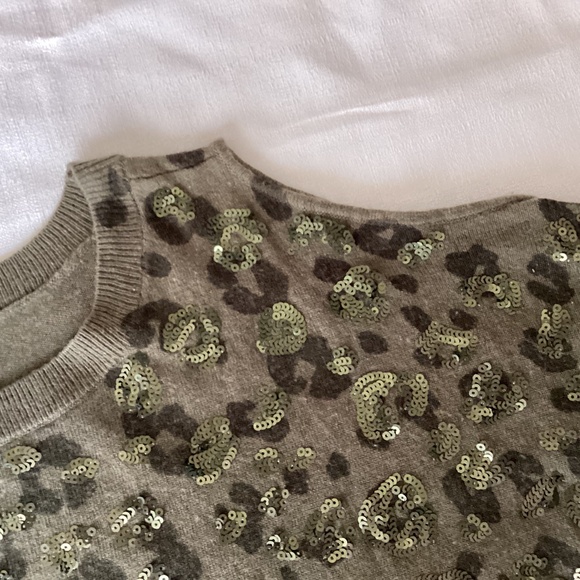 INC Cold Shoulder Sweater with Sequins, Sz XL - Picture 5 of 7